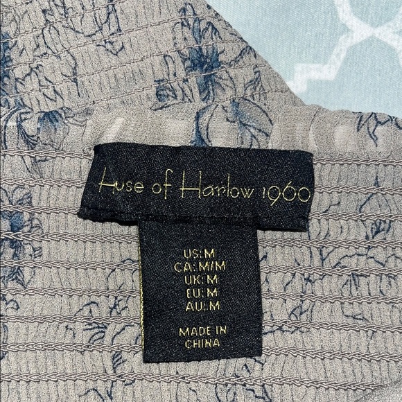 House of Harlow size Medium Floral Print Sheer Gray Top - Picture 6 of 9